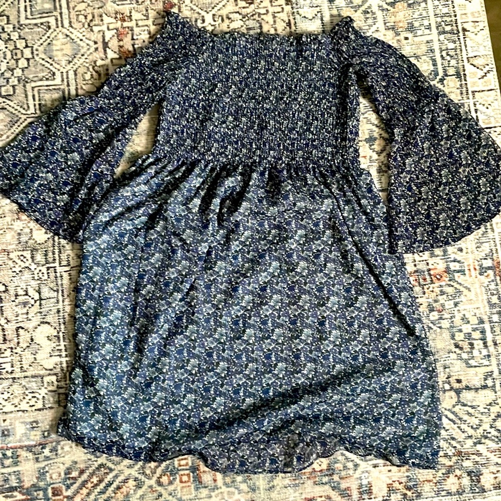 Ladies off-shoulder dress